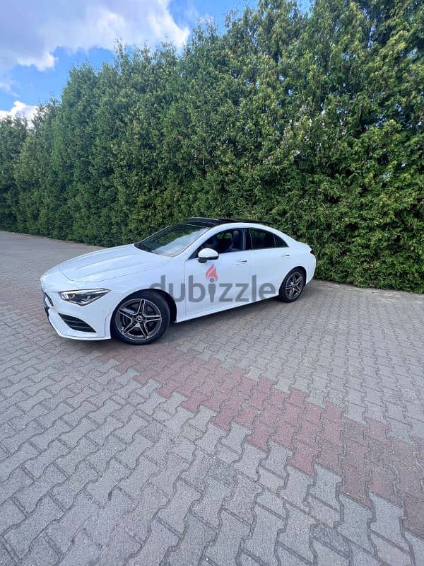 Mercedes-Benz CLA 200  AMG model 2023 3