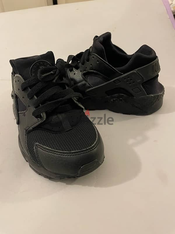 nike huarache black 1