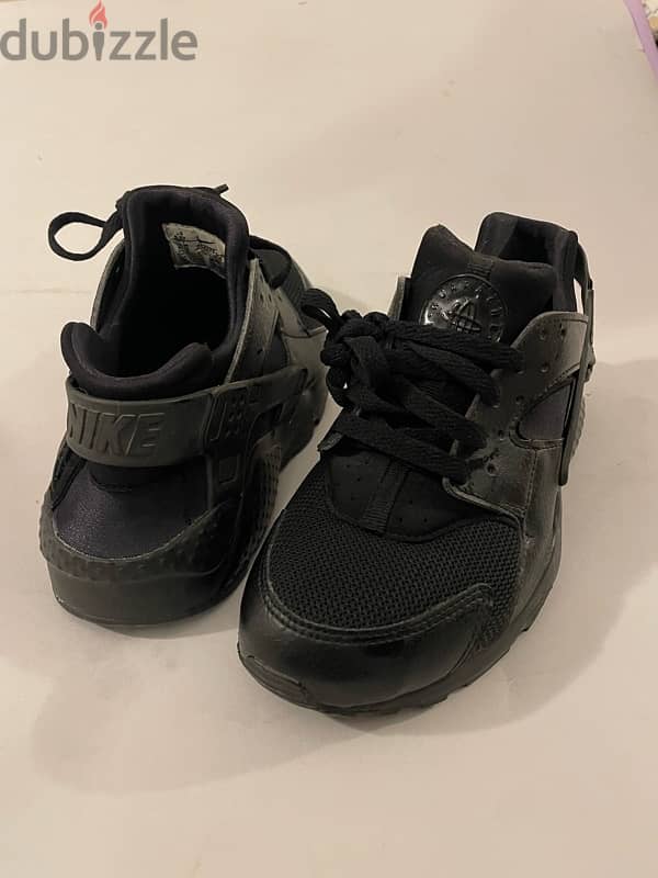 nike huarache black 3