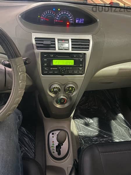 Toyota Yaris 2009 6