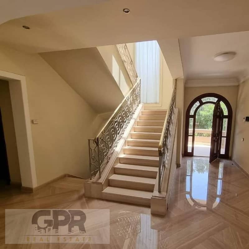 Luxury Palace with swimming pool for sale hyde park new cairo near to AUC university 14