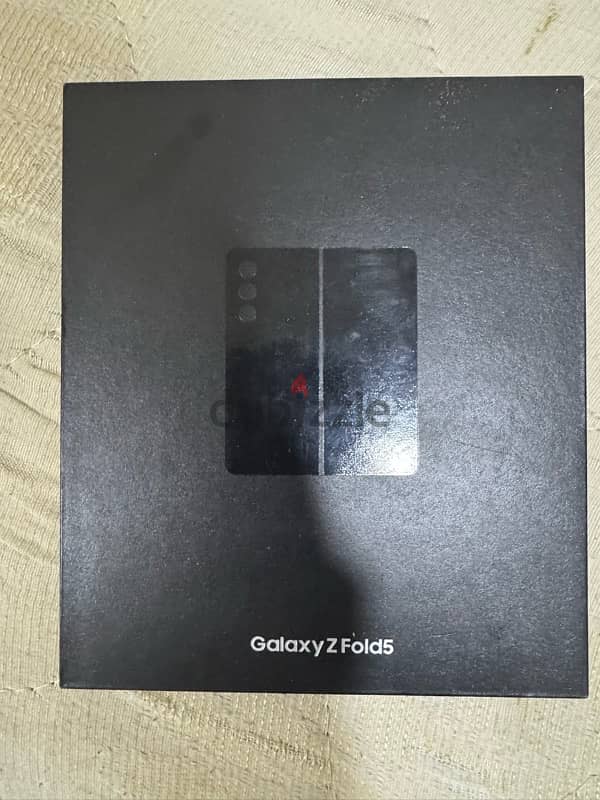 samsung z fold 5 used like new 3