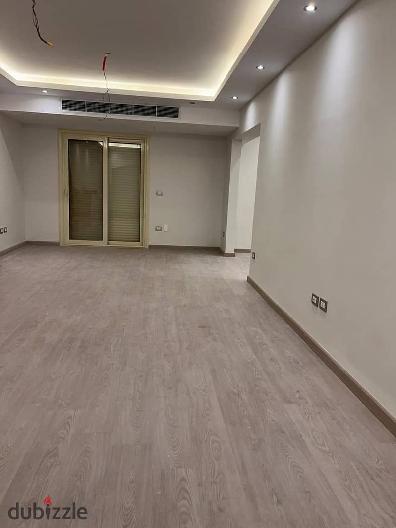 Apartment for rent, kitchen and air conditioning, in Hadayek El Mohandessin Compound, 3 rooms 4