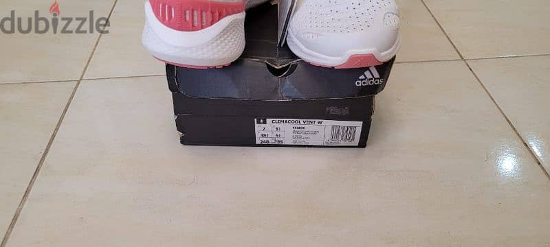 Shoes adidas women 10