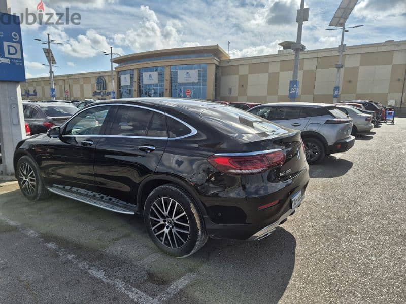 Mercedes-Benz GLC 300 2022,16000 km ,brand new 7