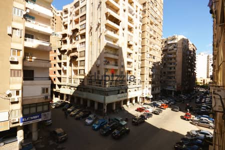 Apartment for sale - Smouha - area 230 full meters