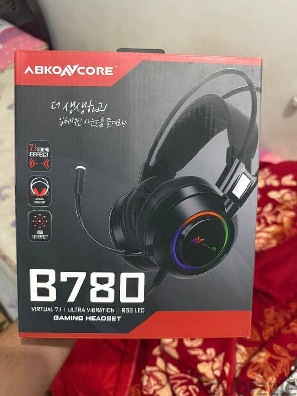 ABKONCORE B780 7.1 Surround Headset Bass Vibration Gaming Headset RGB 1