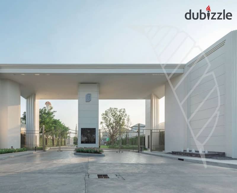 Own a villa in VILLAGE WEST with installment payment options Prime location in the heart of old Sheikh Zayed. 15