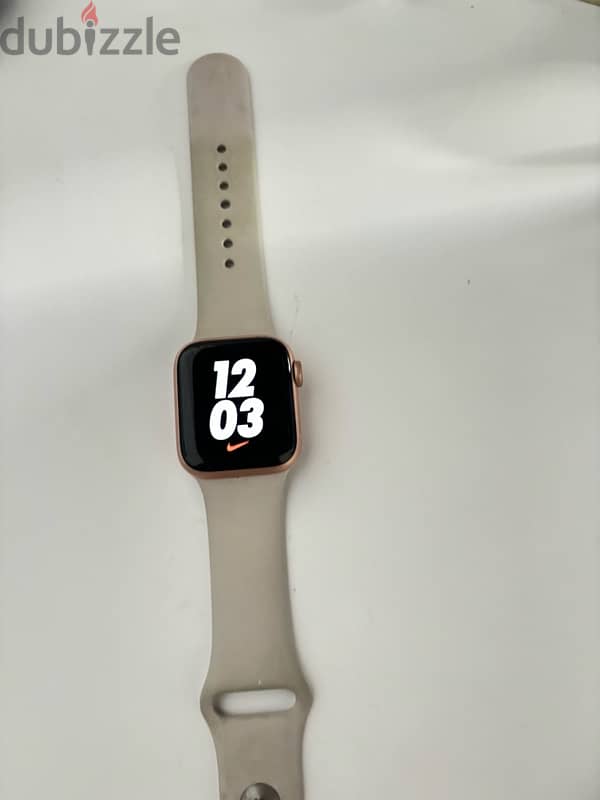 Apple watch SE 2 - 40mm 0