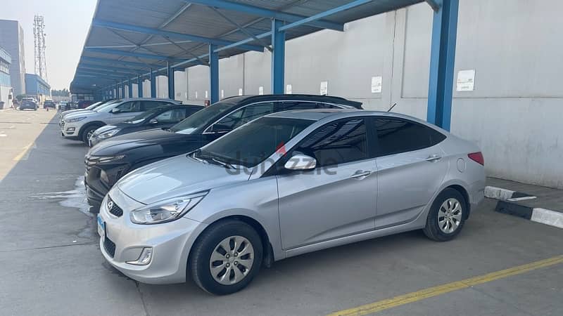 Hyundai Accent 2023 3