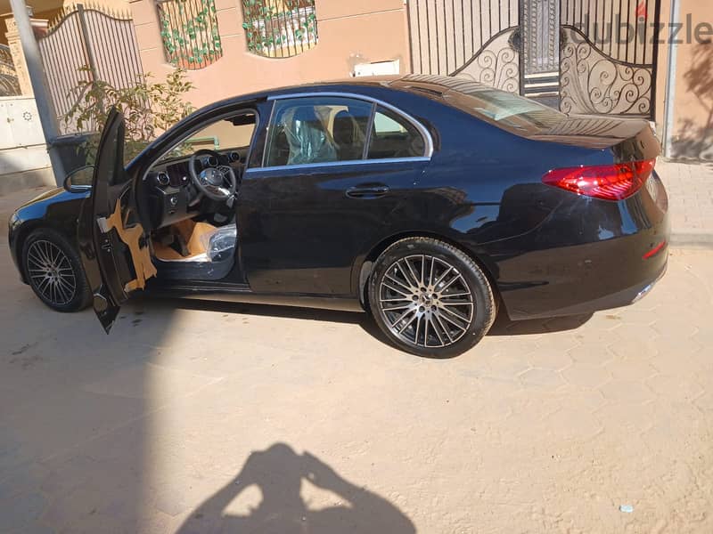 Mercedes-Benz C180 2025 مرسيدس موديل 3