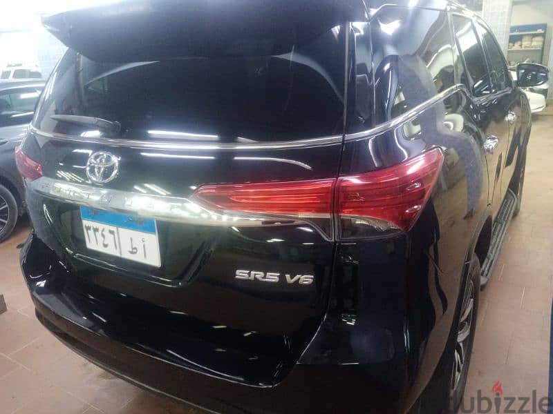 Toyota Fortuner 2019 10