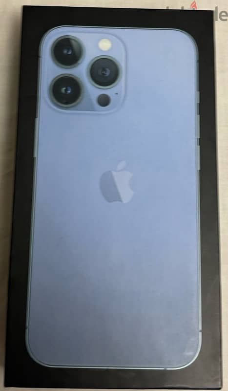 iphone 13 pro with box like new 2