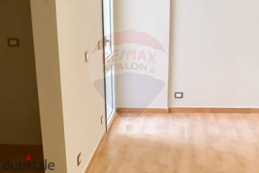 Ground apartment with garden for sale 160 m + 115 m (Alex West) 2