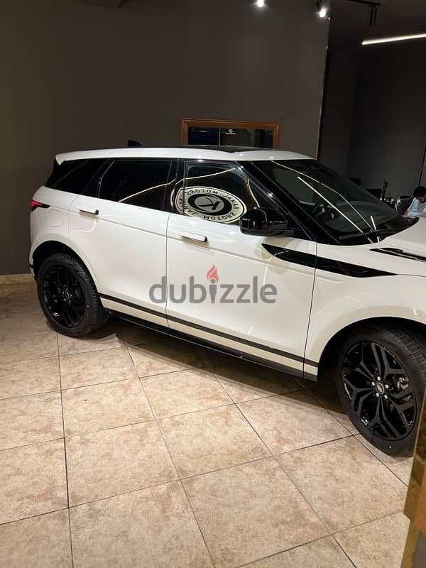 range Rover Evoque 2023 fully loaded 5