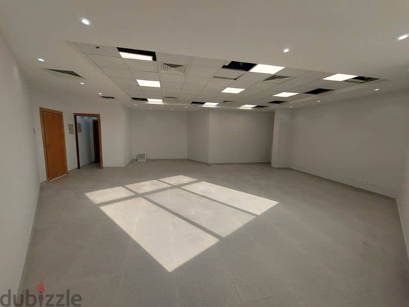 مكتب اداري للايجار 100م مميز في التجمع الخامس Office For Rent 100M 1