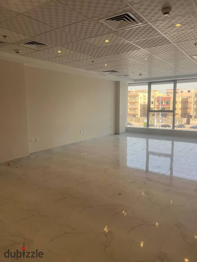 Office 78 meter for rent in the gate plaza mall 3