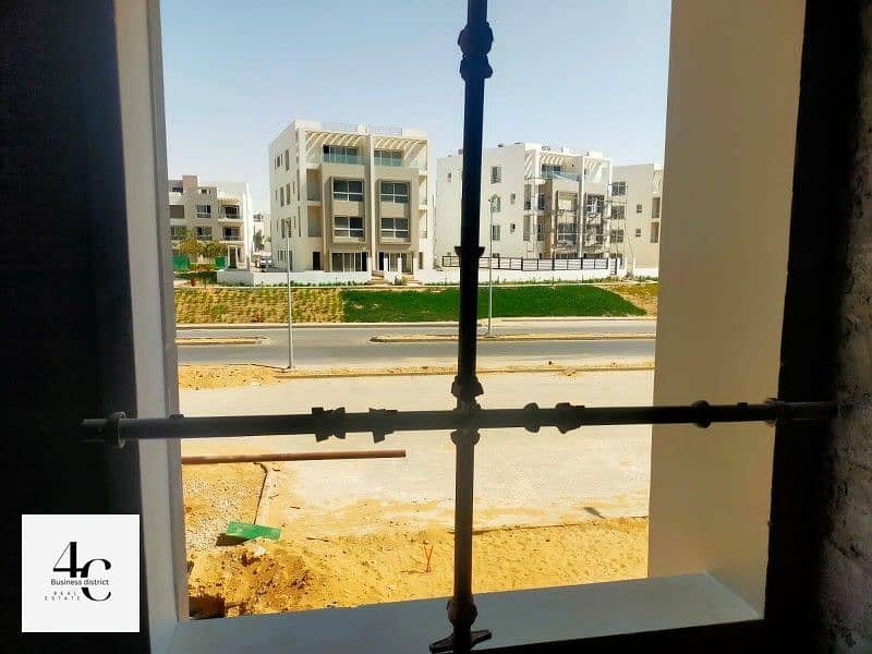 The Lowest Price Of Duplex 211m With Garden 61m For Sale 3 Bedrooms With Installments Best Phase In Hyde Park Fifth Settlement 2