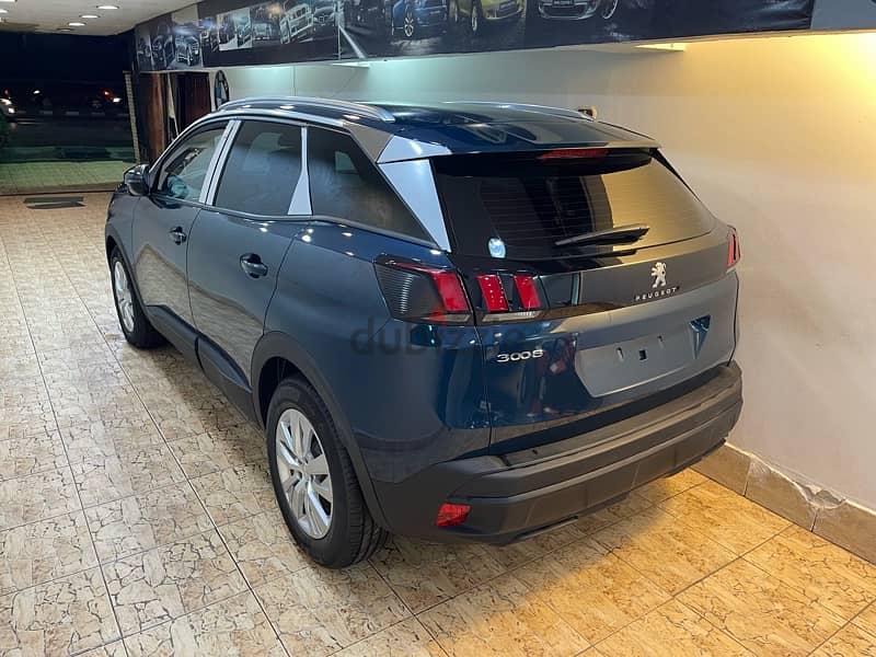 Peugeot 3008 2025 زيرو ضمان ٥ سنوات او ١٠٠ الف كم 1