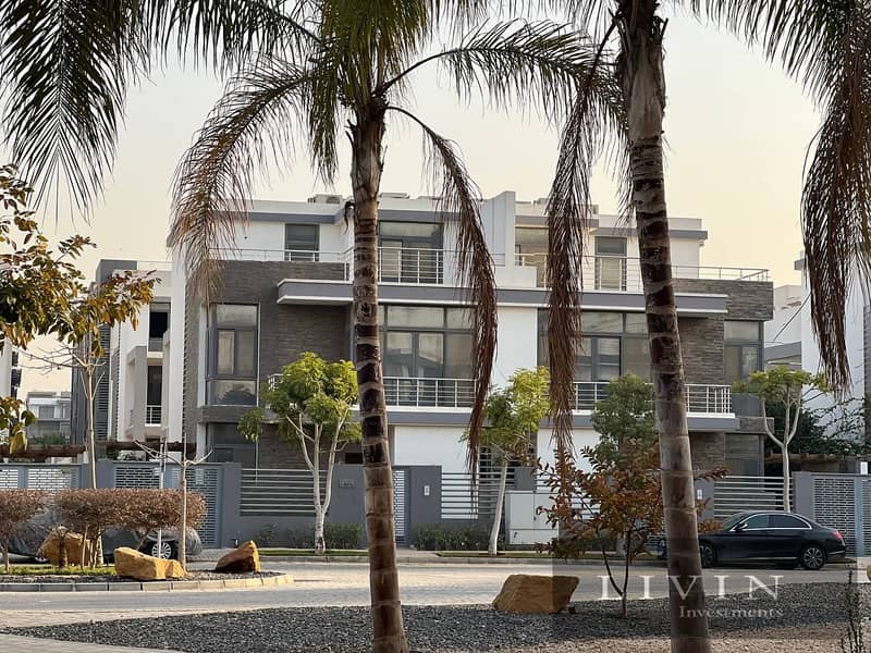 Garden duplex villa for sale, large area, 4 rooms + 175 m garden, landscape view, in installments over the longest payment period, Taj City new cairo 1