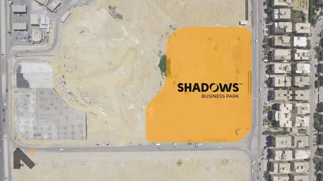 للبيع عيادة طبيه 38م تشطيب سوبر لوكس فى على محور 26 يولويو فى مشروع  Shadows Business Park 4