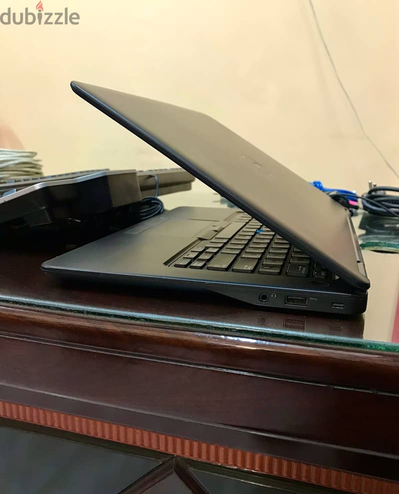 لاب ال DELL 7450 1