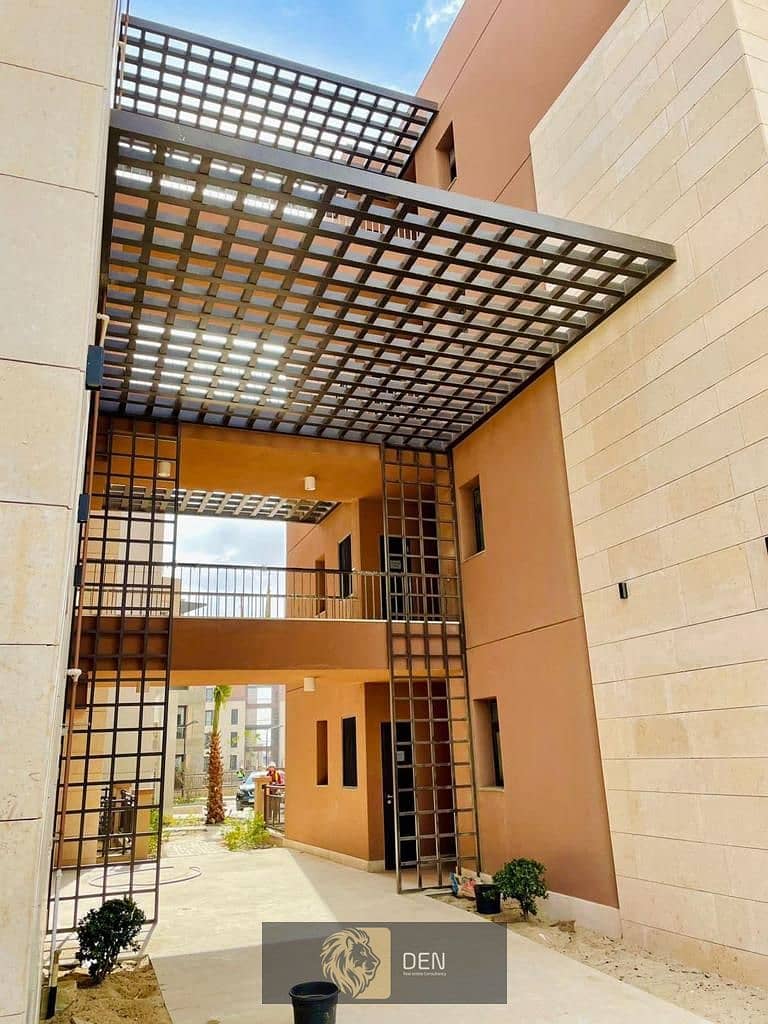 A fully finished apartment for sale in District 5, New Cairo. 2