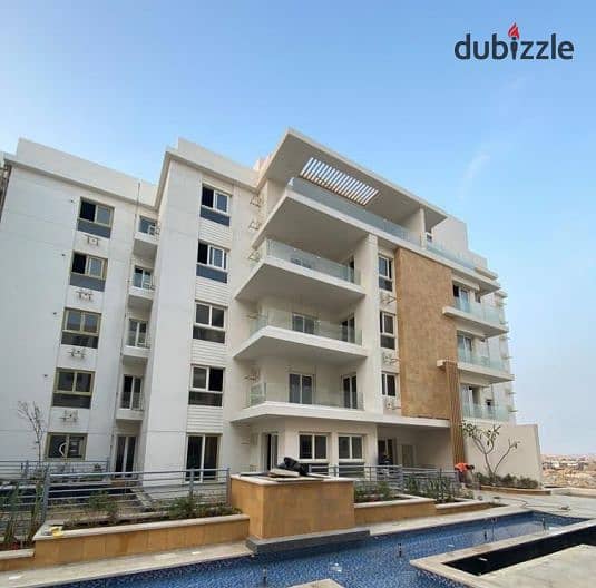 An 210 sqm apartment in a prime location with a stunning view, near Mall of Arabia in Mountain View iCity. 4