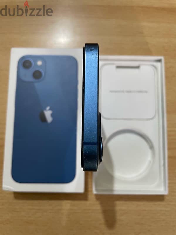 iPhone 13 Blue 7