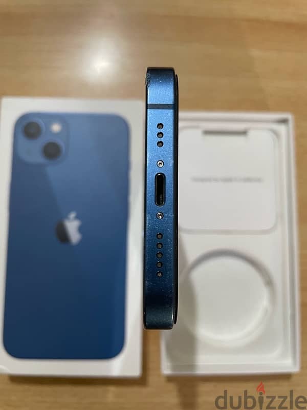 iPhone 13 Blue 8