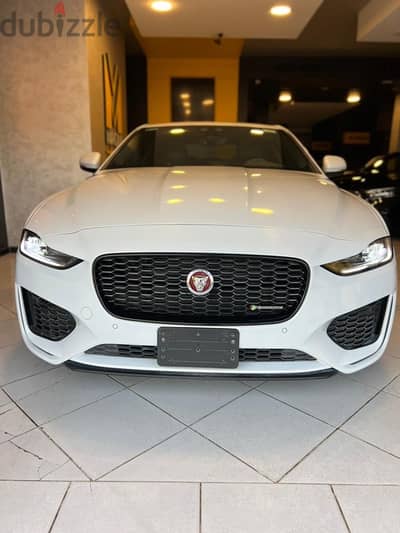 Jaguar XE 2020