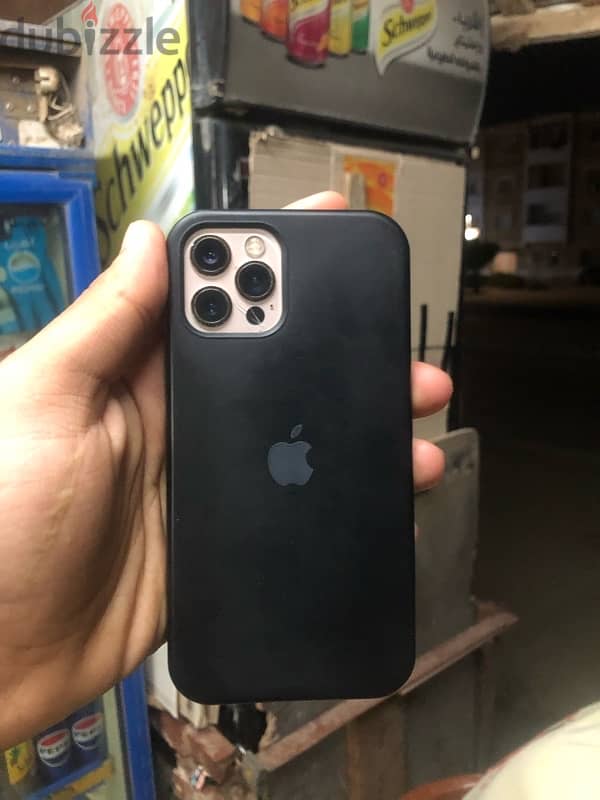 iphone 12 pro 4