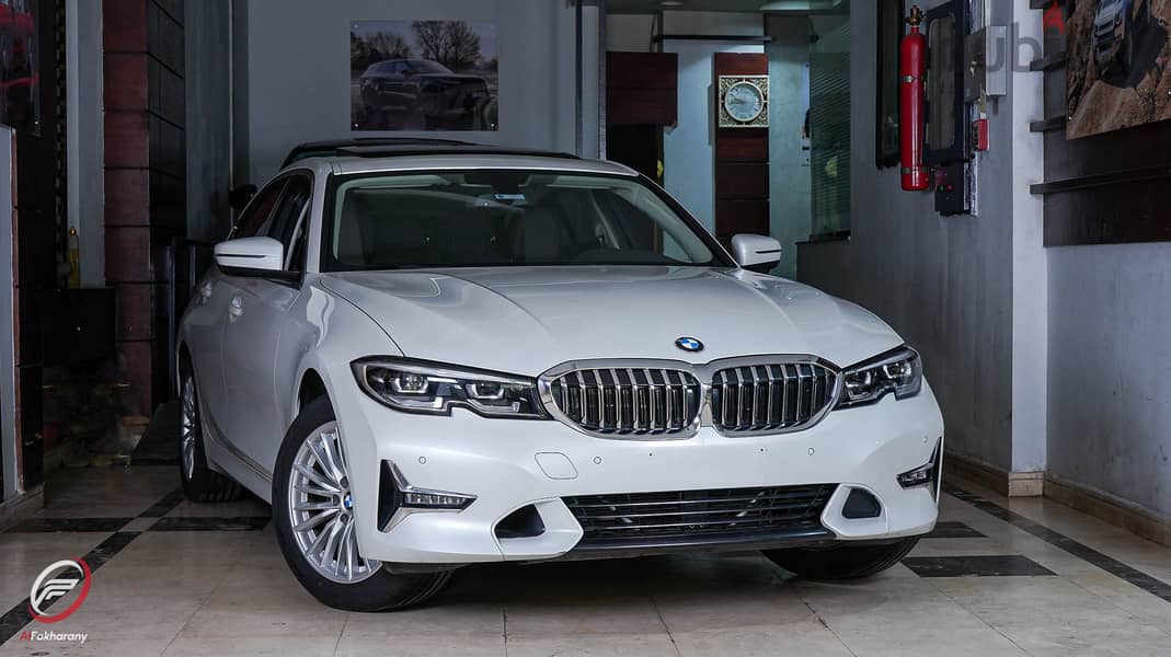 BMW 320i 2020 4