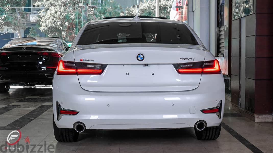 BMW 320i 2020 7