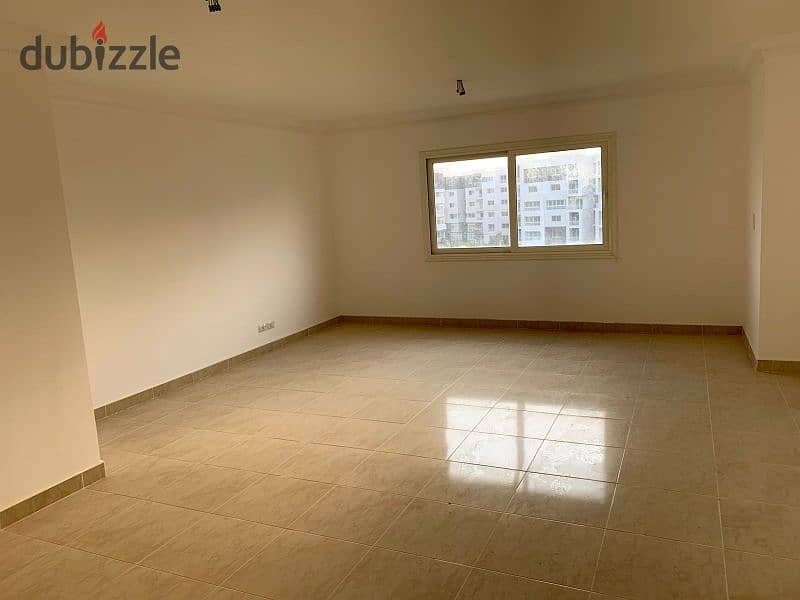 4 bedroom apartment for rent in view land kesib fully finished in Madinaty. . . . . . . . . . . . . . . 2