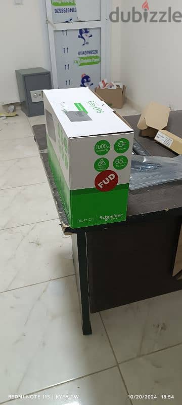 UPS Schneider 1000v 2