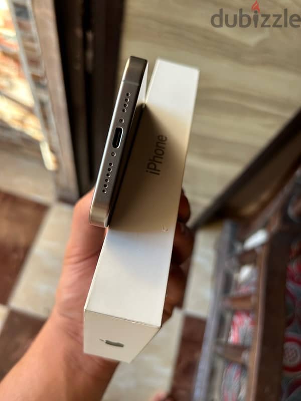 iphone 15pro max256g 2sim za battery 94%||ايفون١٥برو ماكس٢٥٦جيجا 9