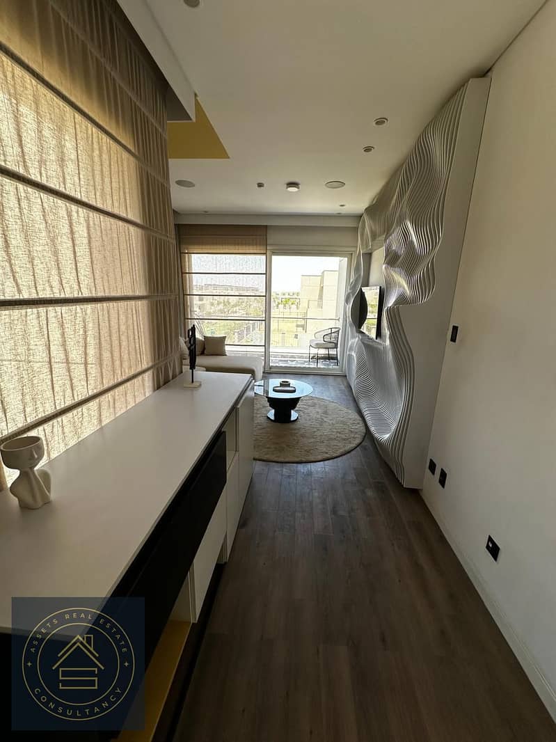 Townhouse (Resale) in Badyā by Palm Hills  Location: Prime location in Badyā, offering complete privacy with views of green spaces and lakes. o 5