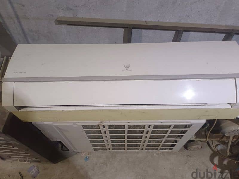 Air condition 3hp Sharp model 2015 0