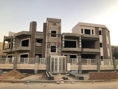 250 sqm apartment for sale in Sheikh Zayed City, corner villa next to Kababji Palace