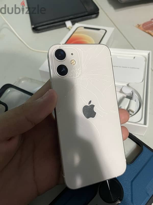 iphone 12 128 للبيع بسعر لقطه 4