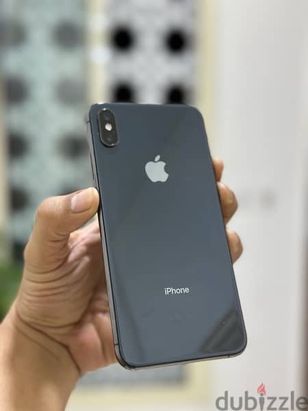 iphone xs max 512 للبدل 1