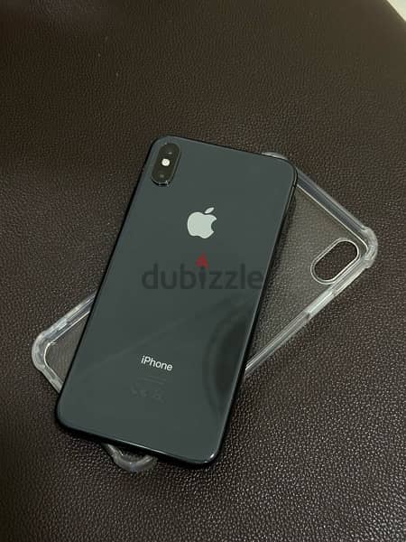 iphone xs max 512 للبدل 4