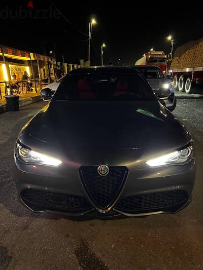 الفا روميو جوليا 2021 Alfa Romeo Giulia