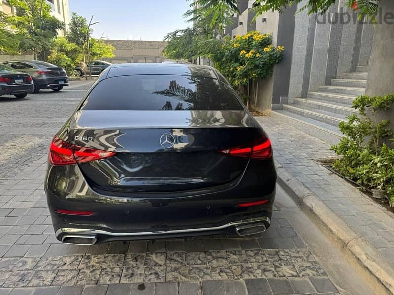 Mercedes-Benz C180 2023 Wakeel 1