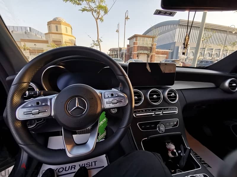 Mercedes-Benz C300 2020 18