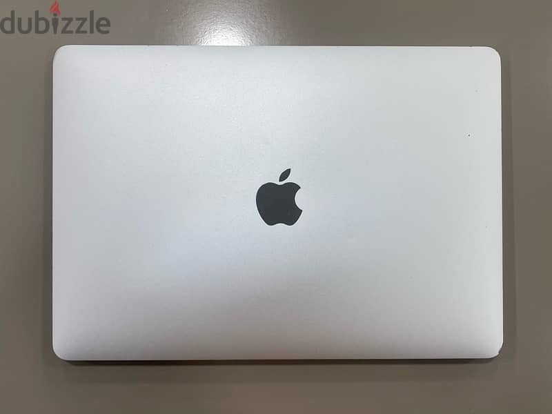 MacBook Air 8,1 (2018), Very Good / Gently Used 1