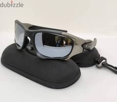 برند Oakley 0