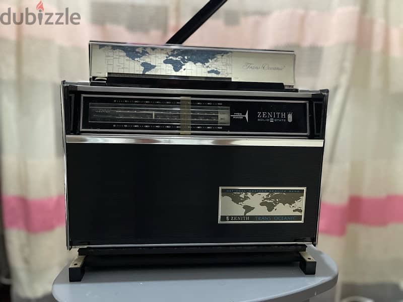 Zenith Royal 7000 Zenith Trans-Oceanic Royal D7000Y 7