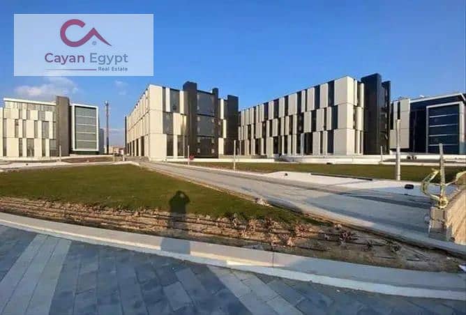 Office50: 1000m2 on South 90th Business District in Hyde Park New Cairo with 5% down payment and the rest over 8 years 4